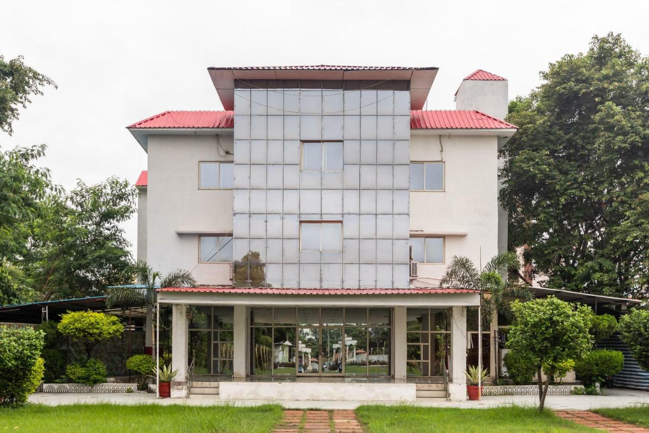 Spot On 48618 Vasundhara Gardens Hotel Bhopal Eksteriør billede